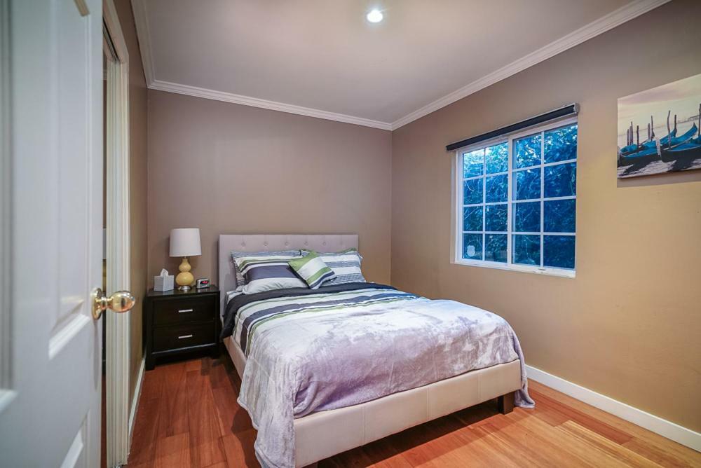Apartament Stylish 2 Bed & 2 Bath At The Heart Of Hollywood With Free Parking - One Car Only Los Angeles Zewnętrze zdjęcie