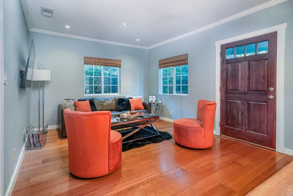 Apartament Stylish 2 Bed & 2 Bath At The Heart Of Hollywood With Free Parking - One Car Only Los Angeles Zewnętrze zdjęcie