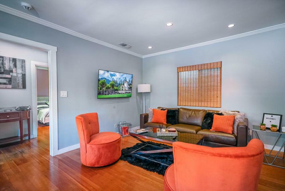 Apartament Stylish 2 Bed & 2 Bath At The Heart Of Hollywood With Free Parking - One Car Only Los Angeles Zewnętrze zdjęcie