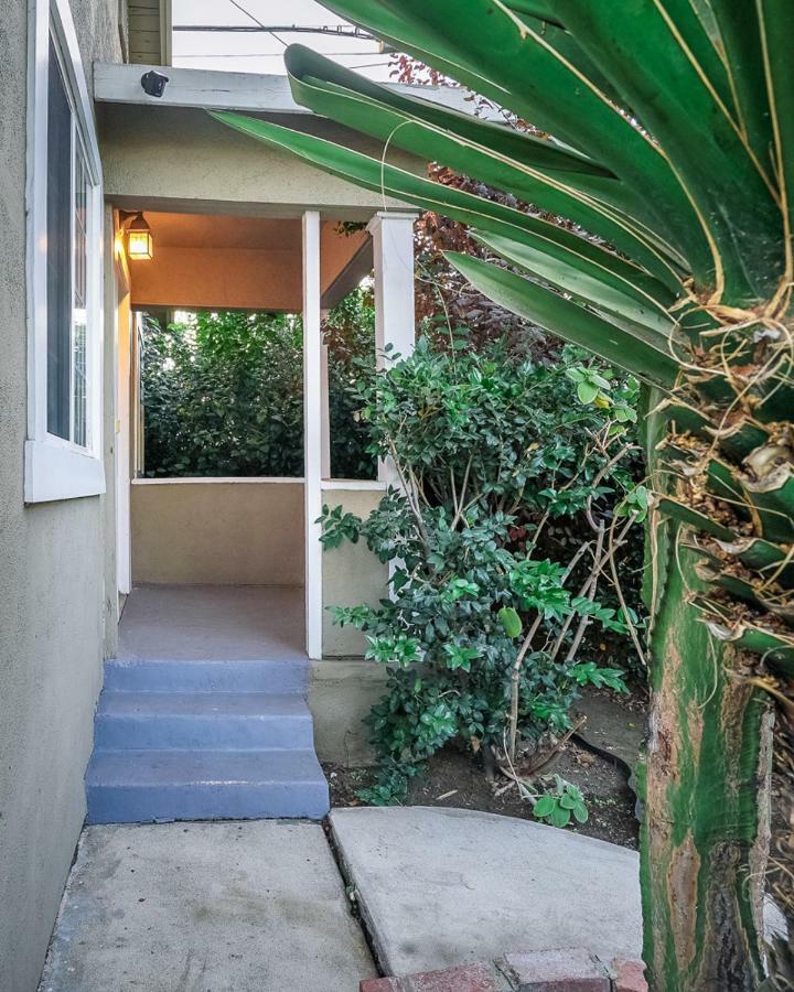Apartament Stylish 2 Bed & 2 Bath At The Heart Of Hollywood With Free Parking - One Car Only Los Angeles Zewnętrze zdjęcie